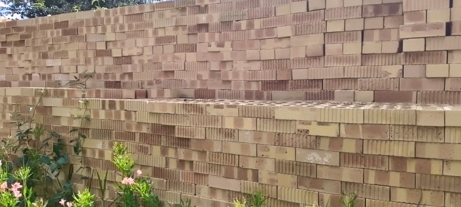 9 Bedroom Property for Sale in Generaal De Wet Free State